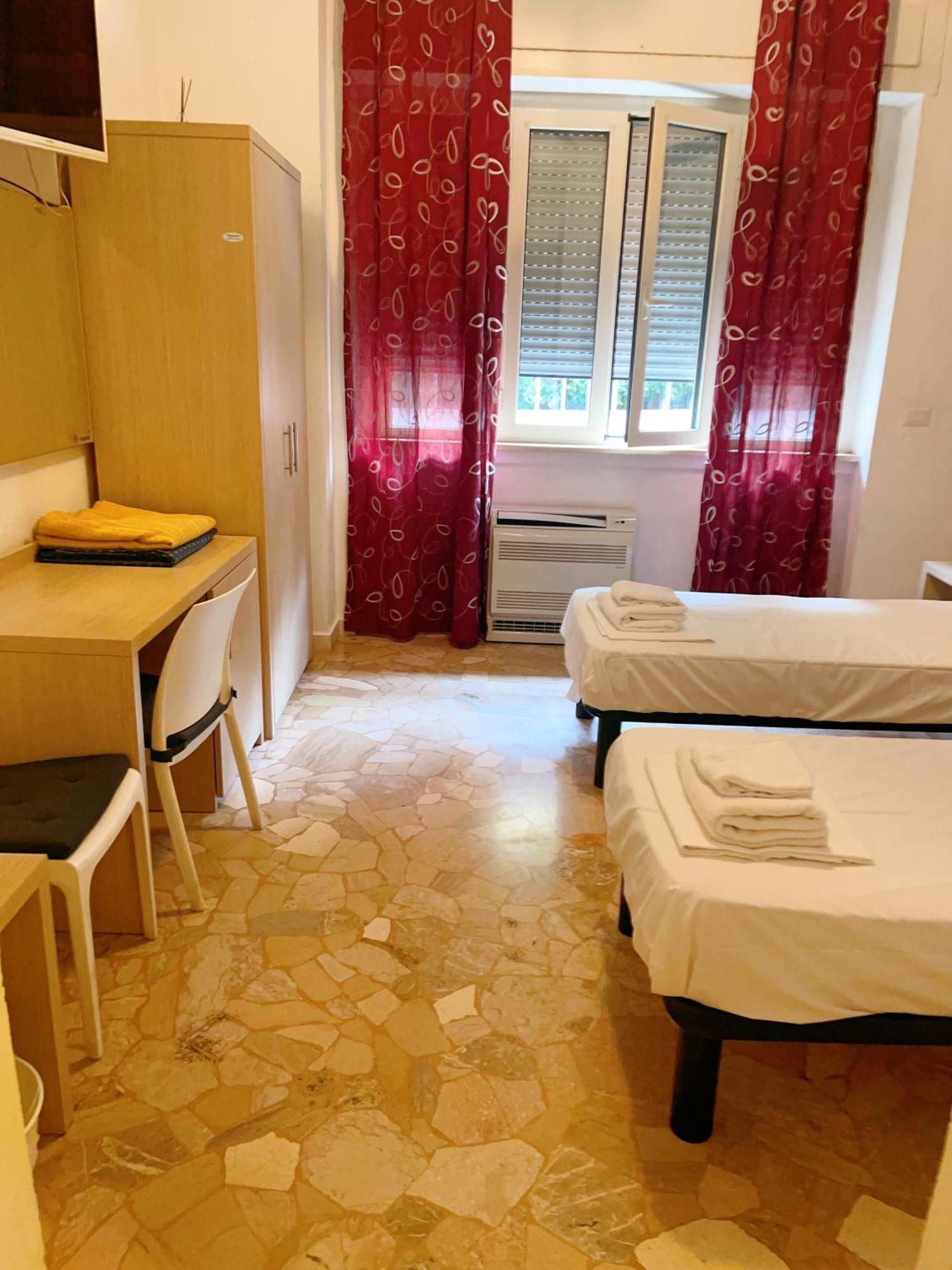 Hotel Bissi มิลาน ภายนอก รูปภาพ